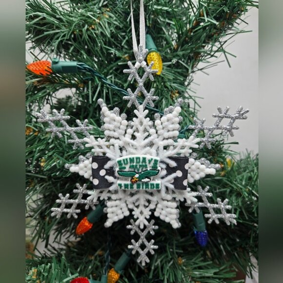 NWT Philadelphia Eagles Ornament Sunday is for the Birds NFL Football Christmas - Picture 1 of 4